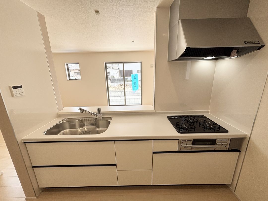 システムキッチン 三郷市早稲田5丁目新築戸建