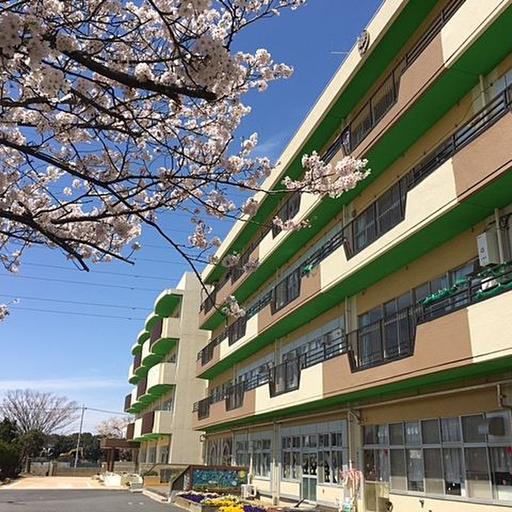 三郷市立幸房小学校 三郷市立幸房小学校まで約550m