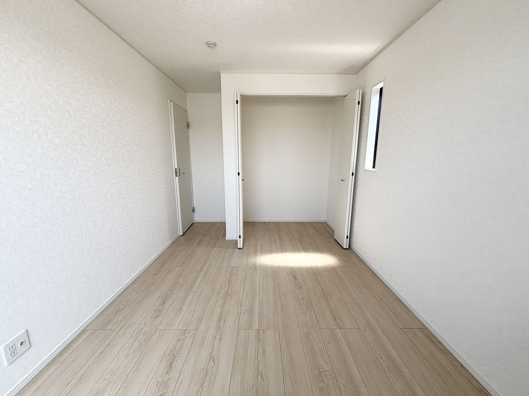 洋室3約6.5帖 三郷市戸ケ崎5丁目新築戸建