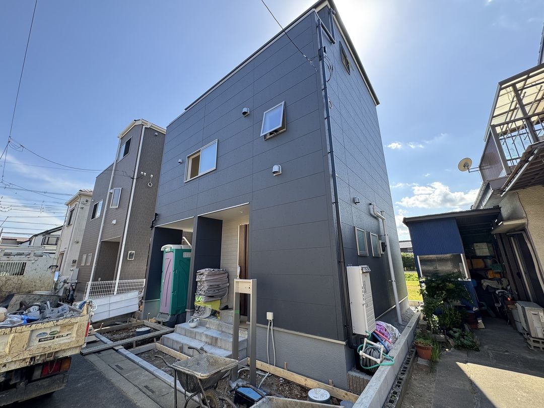 三郷市彦川戸1丁目新築戸建