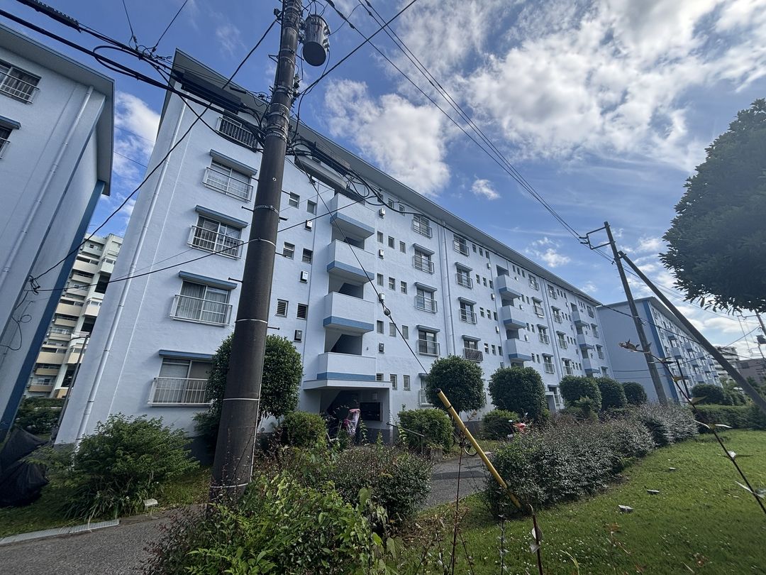 外観 みさと団地12街区2号棟 5階