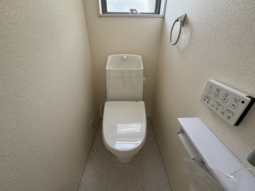 1階トイレ 三郷市戸ケ崎3丁目新築戸建4号棟