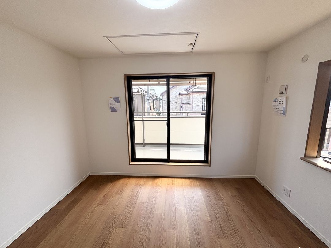 洋室1約7帖 三郷市彦成1丁目中古戸建