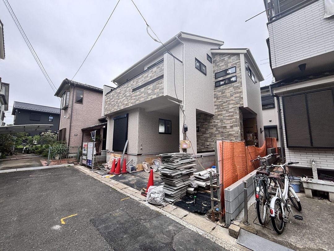 三郷市早稲田8丁目新築戸建
